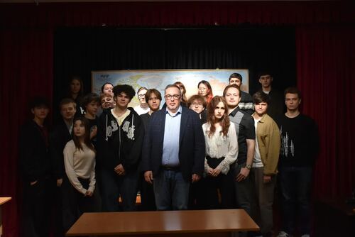 «Диалог на равных»: в  «Институте государственного администрирования» прошла встреча с Алексеем Шиловым